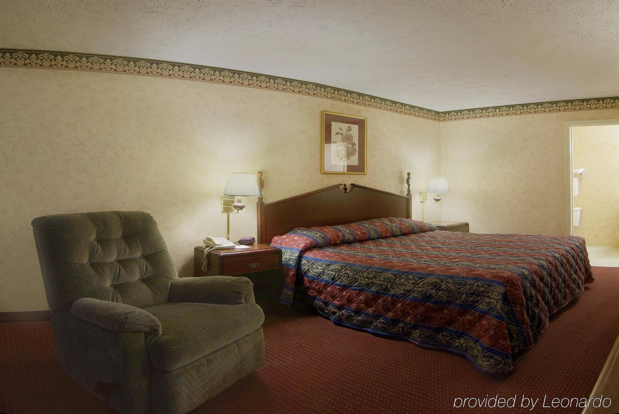 Americas Best Value Inn & Suites Mt. Pleasant Маунт-Плезант Номер фото